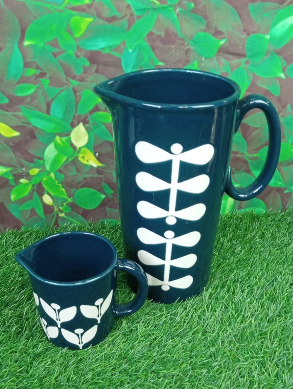 🏠 Navy Blue Ceramic Pitcher and Creamer Set with White Leaf Motif